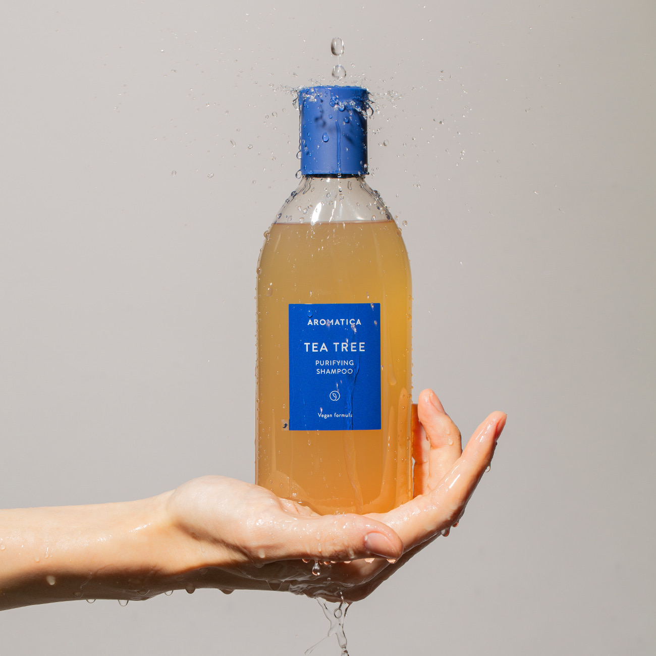 aromatica - Tea Tree Purifying Shampoo - 400ml