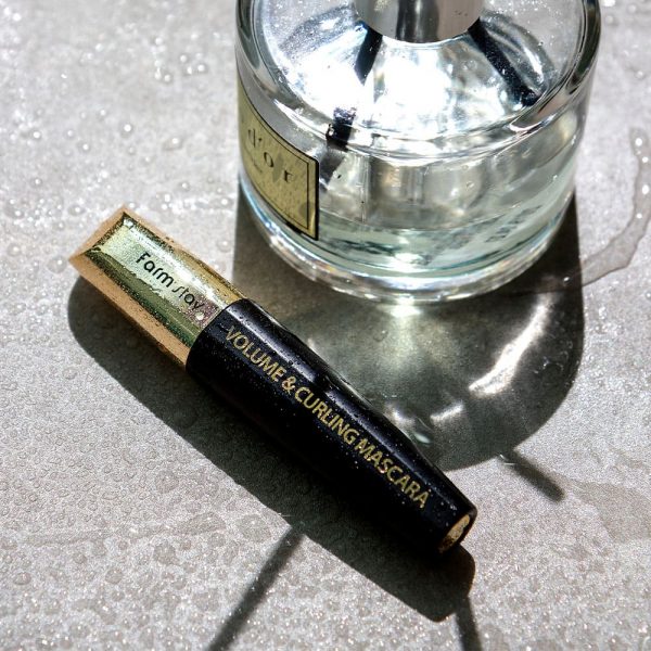 Farm Stay - Mascara Volume & Curling - 12g