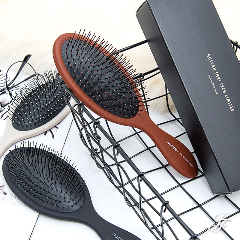 NUSVAN - Massage Comb (Random Colour) - 1pièce