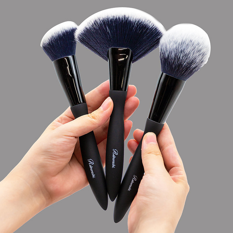 RABURASHI - Bright-Up Brush 900