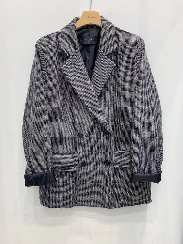 Chi Chi - Houndstooth Blazer