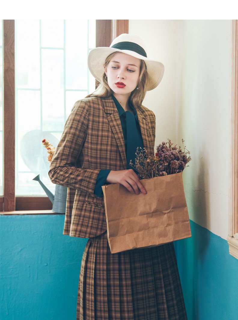 MsBlossom - Plaid Blazer