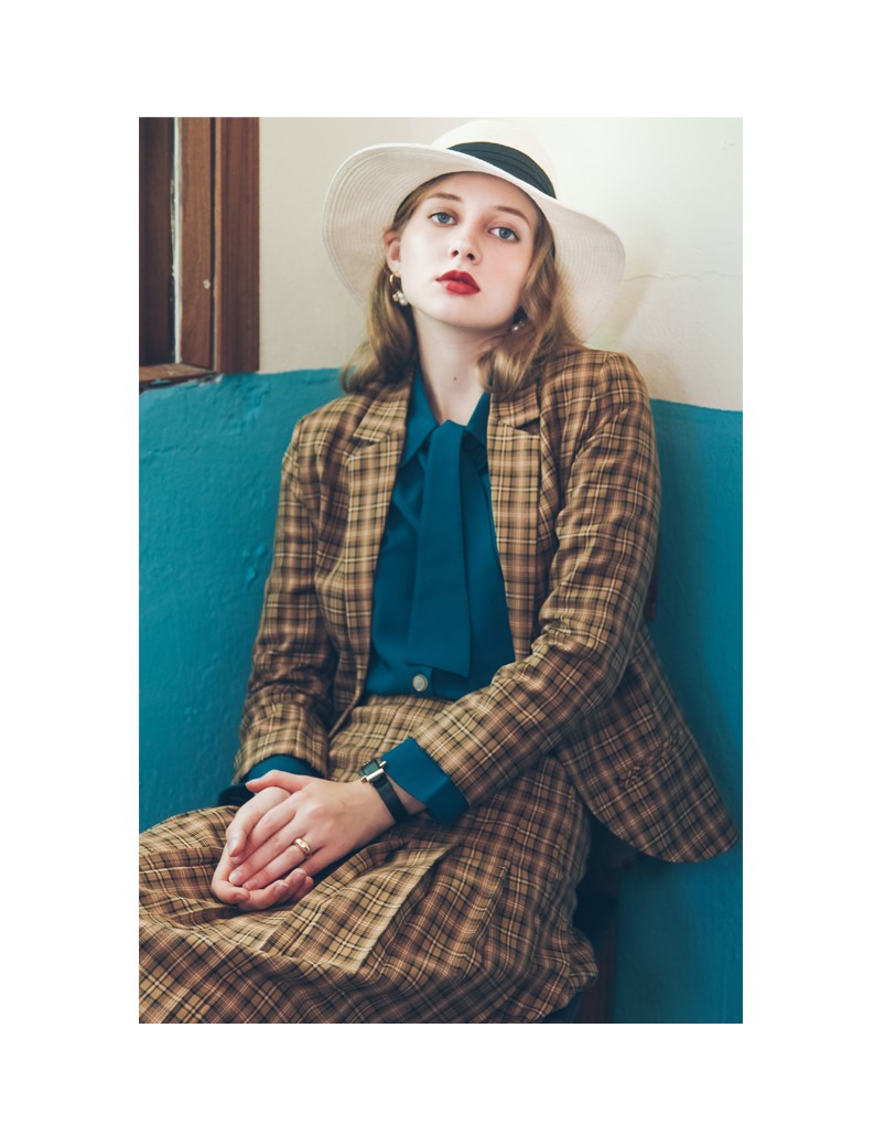 MsBlossom - Plaid Blazer