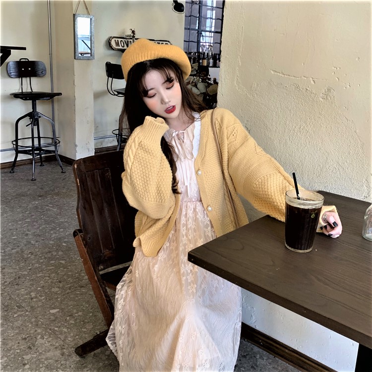 Seoulflash - Cardigan en maille jacquard avec bordure en dentelle perlée