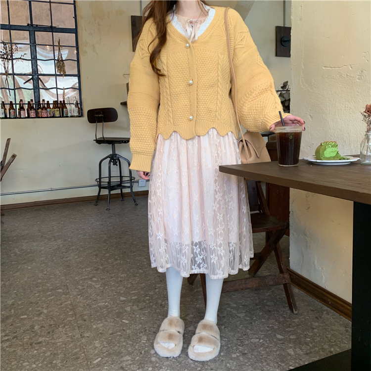 Seoulflash - Cardigan en maille jacquard avec bordure en dentelle perlée