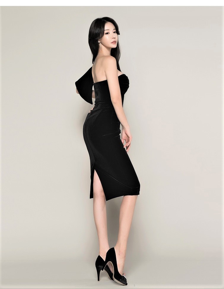 Closet de Cendrillon - Robe de soirée bustier en velours à une manche