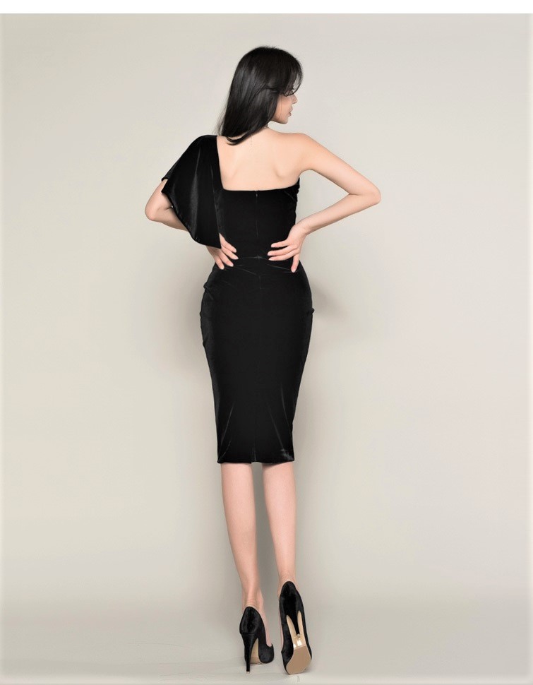 Closet de Cendrillon - Robe de soirée bustier en velours à une manche