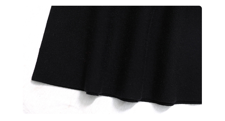 MsBlossom - Robe trapèze en tricot à col en V