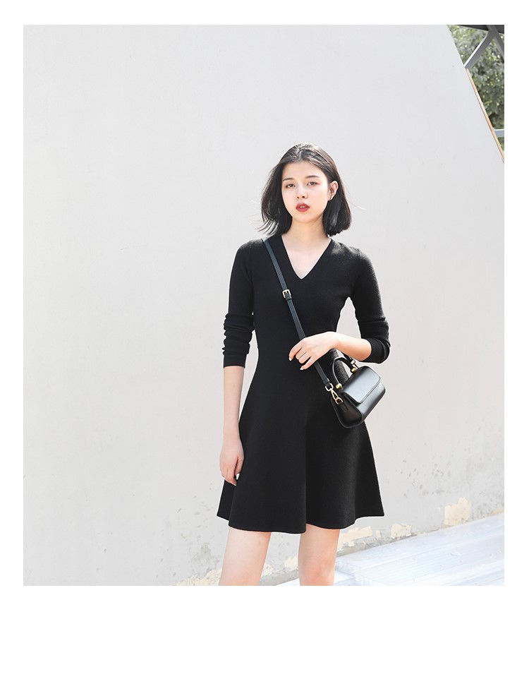 MsBlossom - Robe trapèze en tricot à col en V