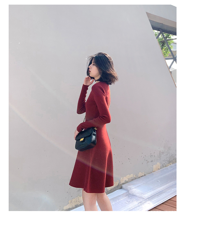 MsBlossom - Robe trapèze en tricot à col en V