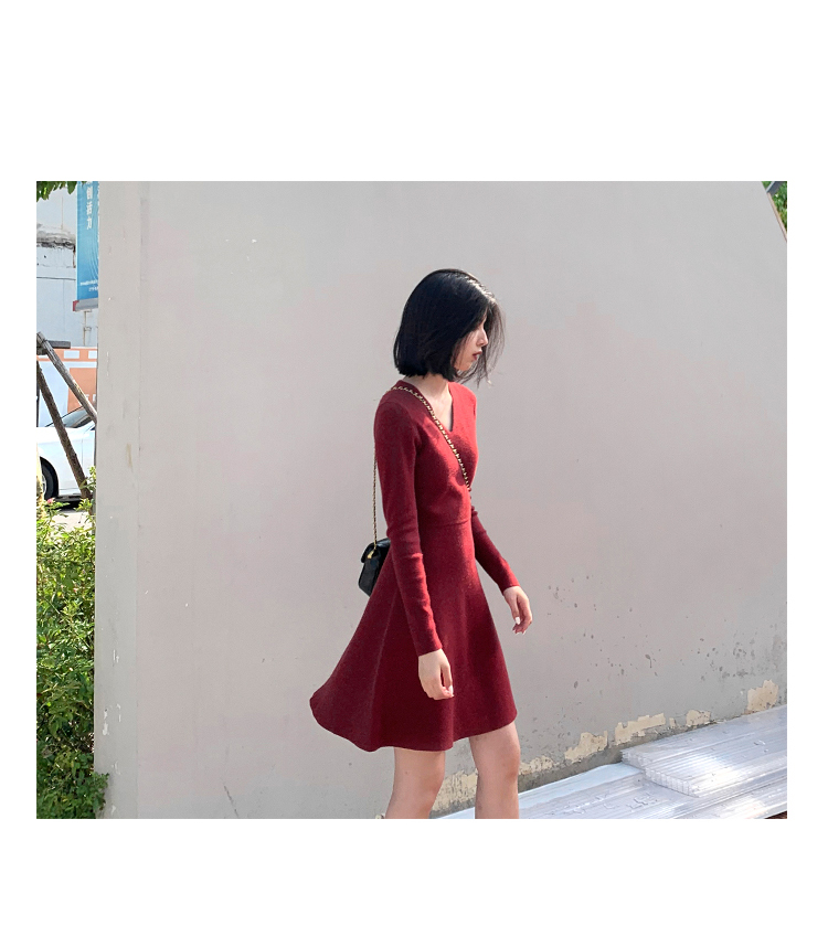 MsBlossom - Robe trapèze en tricot à col en V
