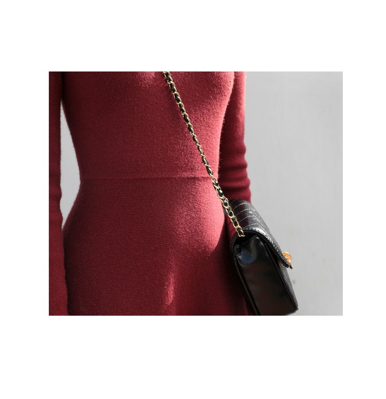 MsBlossom - Robe trapèze en tricot à col en V