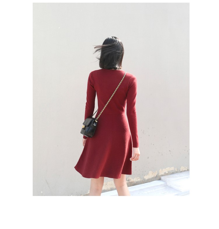 MsBlossom - Robe trapèze en tricot à col en V