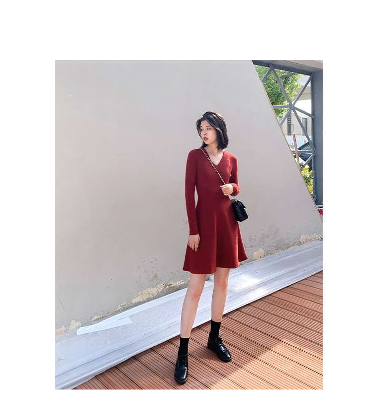 MsBlossom - Robe trapèze en tricot à col en V