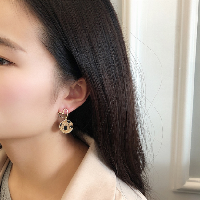 NYU NYU - Smiley Face Earrings
