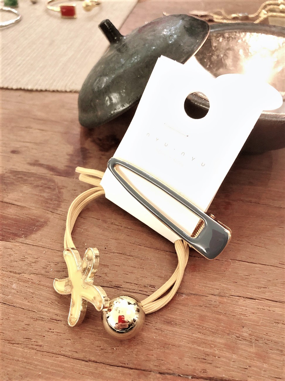 NYU NYU - Ensemble: Cravate Star Stud + Pince à cheveux unie