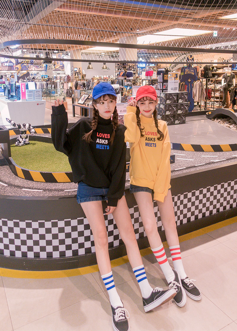 Icecream12 - Crew-Neck Lettering Pullover
