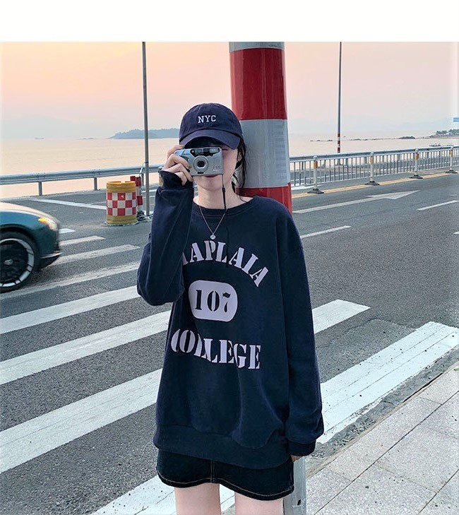PinkGirl - Dropped Shoulder Lettering Printed Pullover