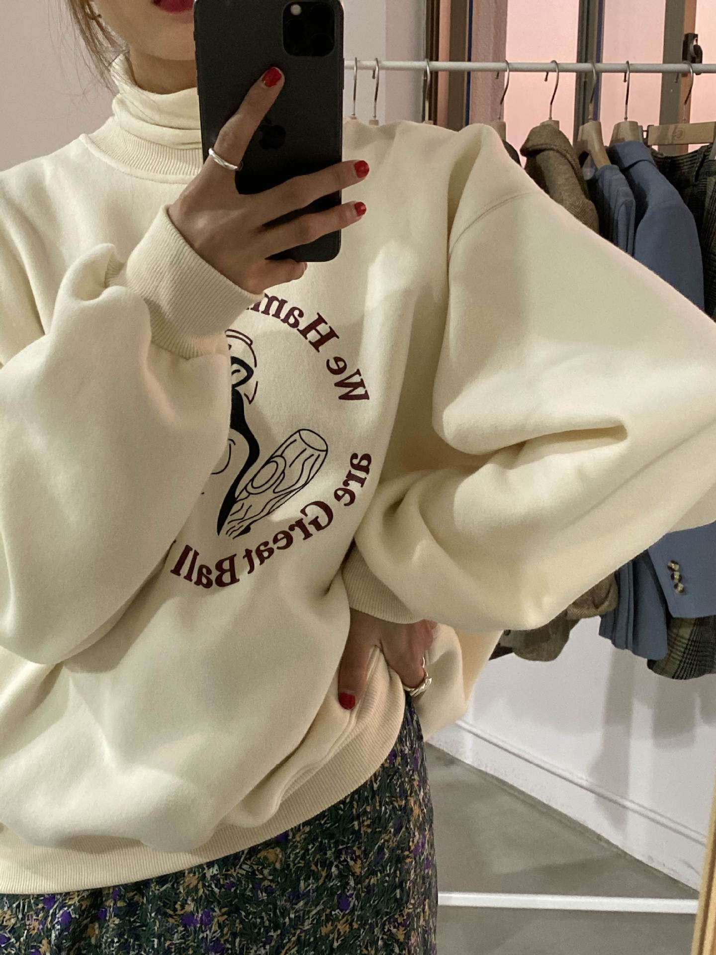 Rosy.B - Long-Sleeve Round-Neck Printed Pullover