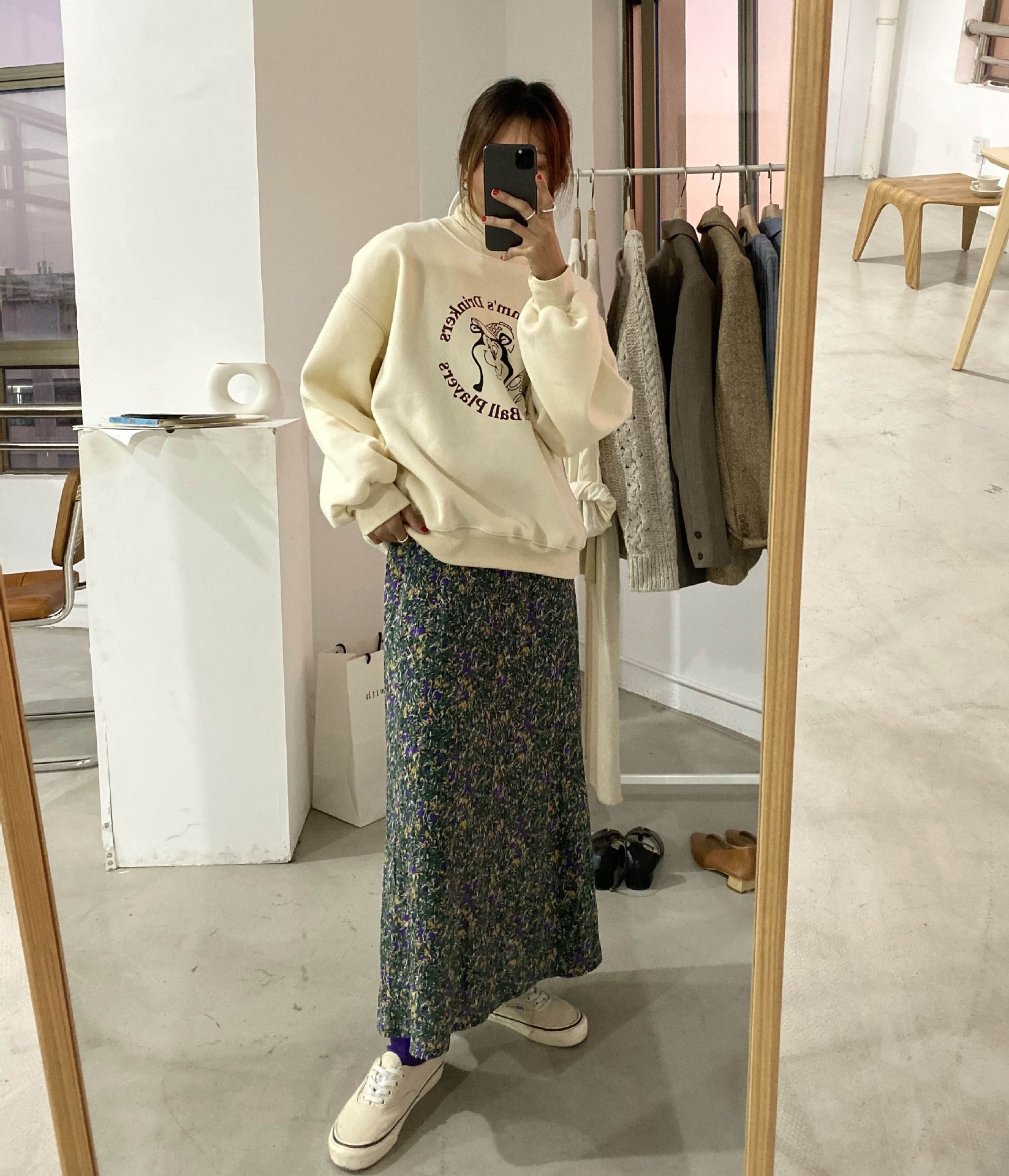 Rosy.B - Long-Sleeve Round-Neck Printed Pullover