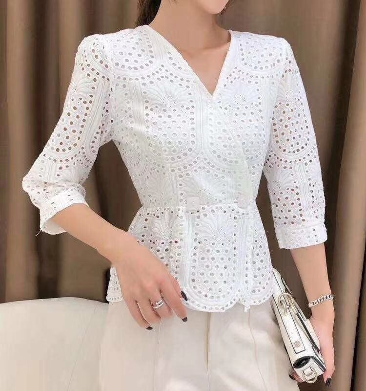 Chi Chi - Veste boutonnée à col en V