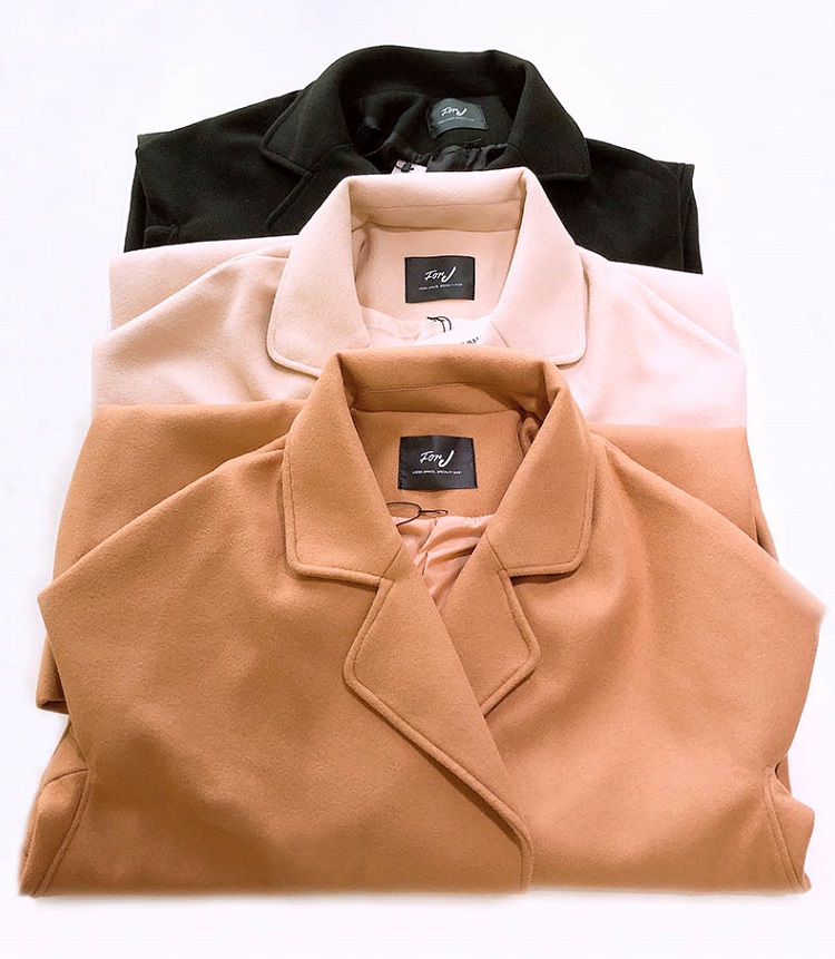 For J - Manteau uni à double boutonnage et poche
