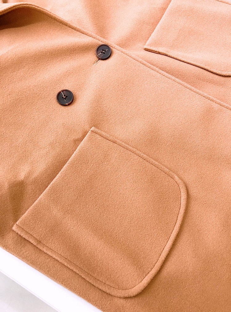 For J - Manteau uni à double boutonnage et poche