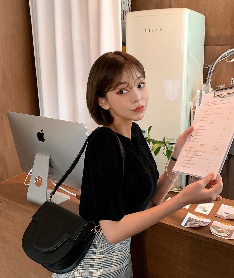 chuu - Elbow-Sleeve Boat-Neck Plain Knit Top