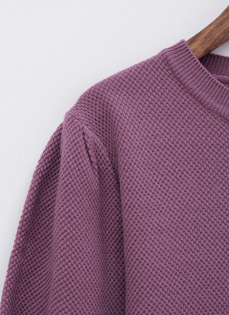 chuu - Round-Neck Cropped Knit Top