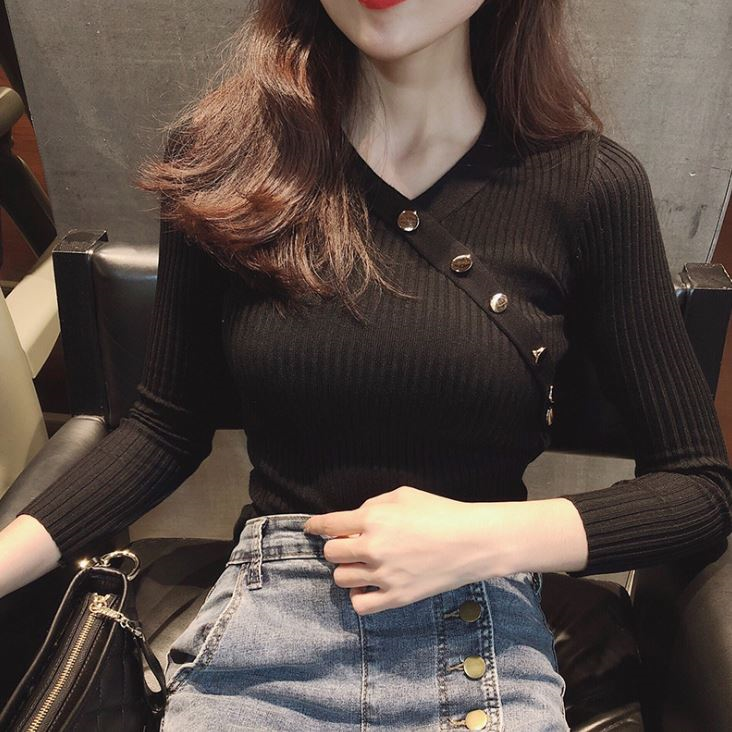 MsBlossom - Long-Sleeve Buttoned V-Neck Knit Top