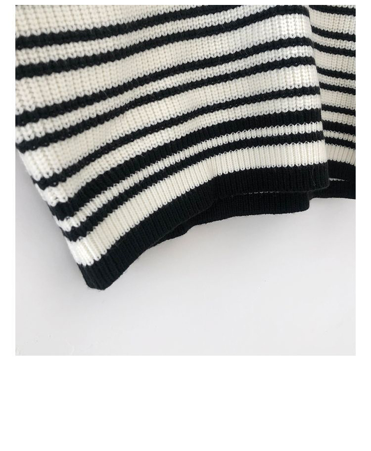 Rosy.B - Round-Neck Striped Knit Top