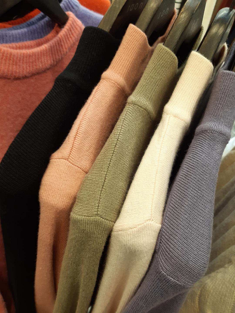 Seoulflash - Top en tricot uni à col roulé