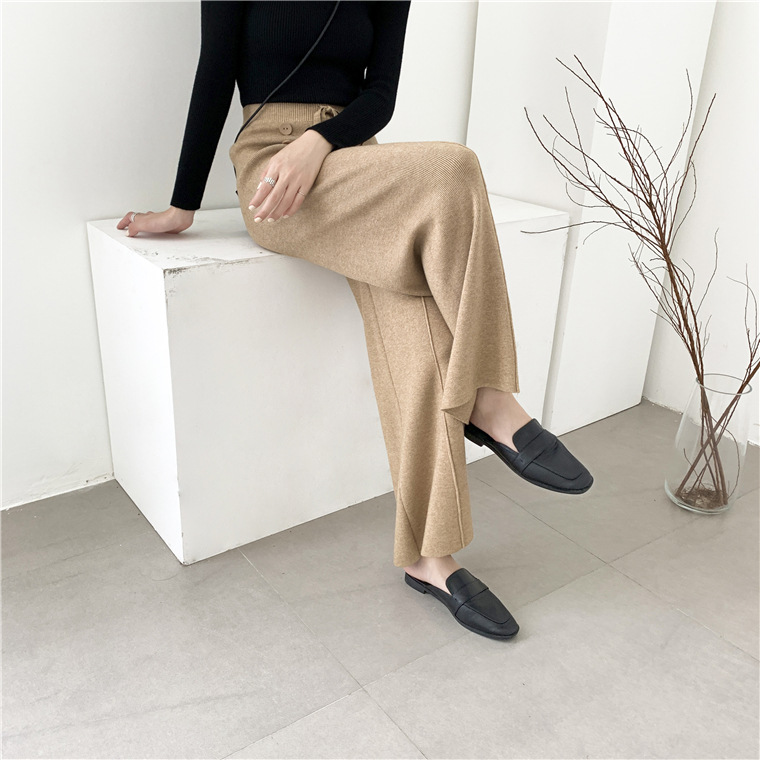 Bbuckkooki - Pantalon large en maille boutonnée à taille bande