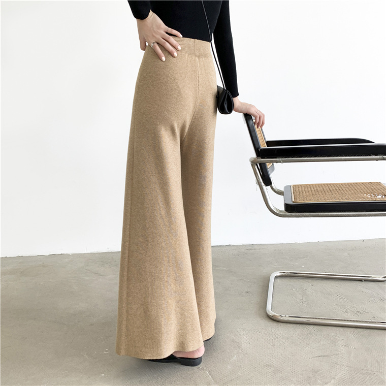 Bbuckkooki - Pantalon large en maille boutonnée à taille bande