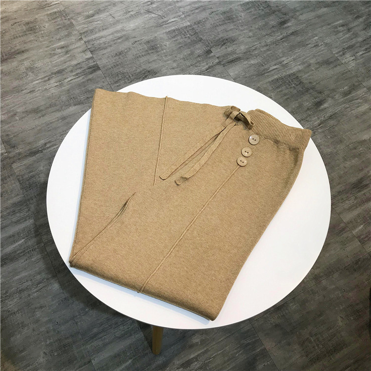 Bbuckkooki - Pantalon large en maille boutonnée à taille bande