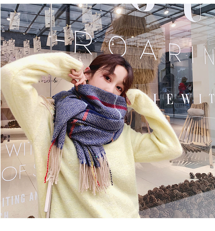 Stylevana - Écharpe écossaise à ourlet frangé