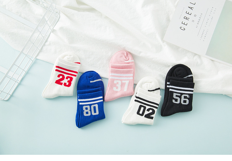 Stylevana - Number Printed Striped Socks