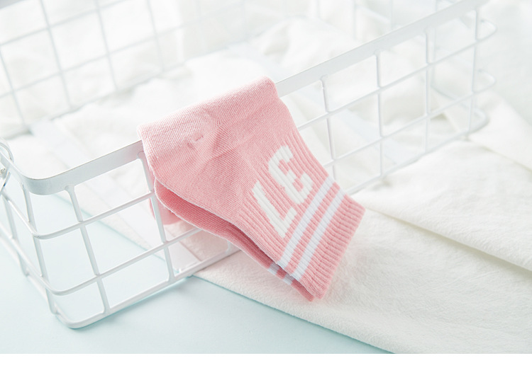 Stylevana - Number Printed Striped Socks