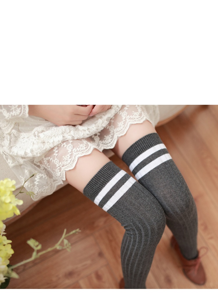 Stylevana - Striped Overknee Knit Socks