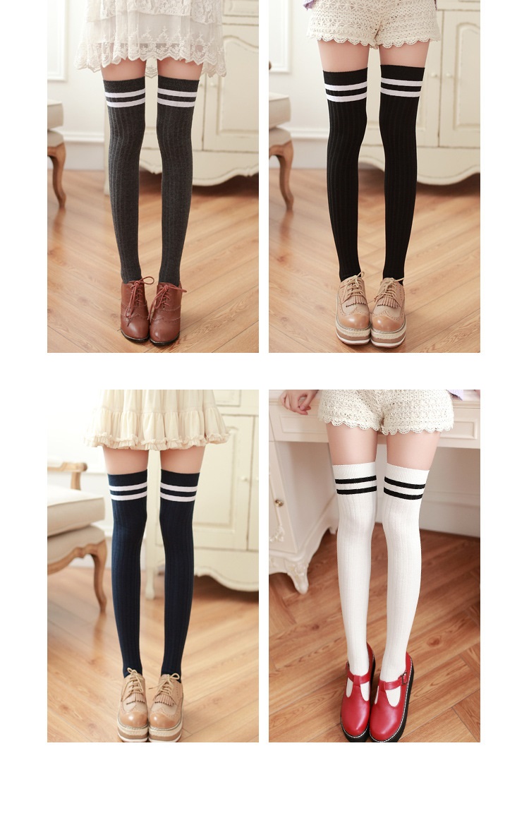 Stylevana - Striped Overknee Knit Socks