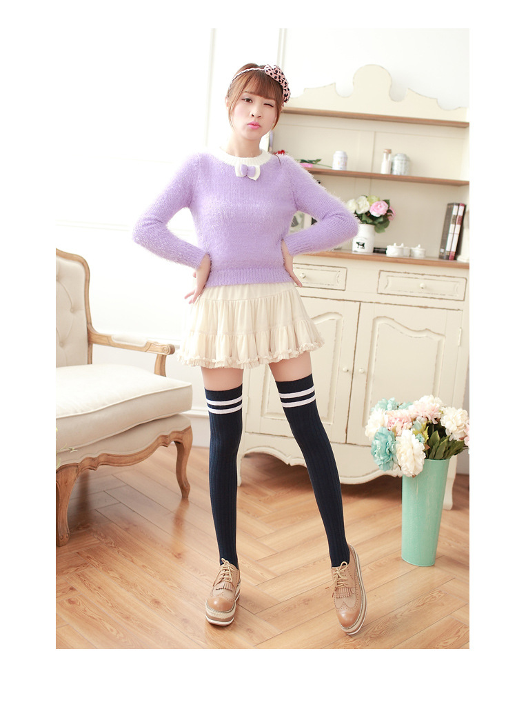 Stylevana - Striped Overknee Knit Socks