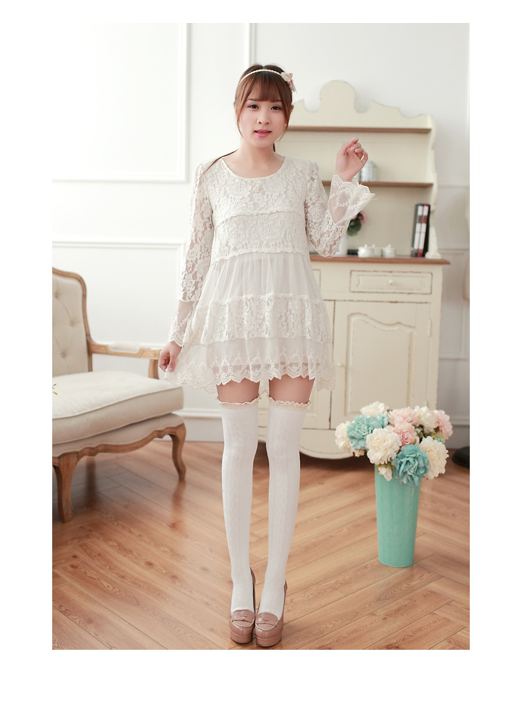 Stylevana - Crochet Lace Trim Patterned Overknee Socks