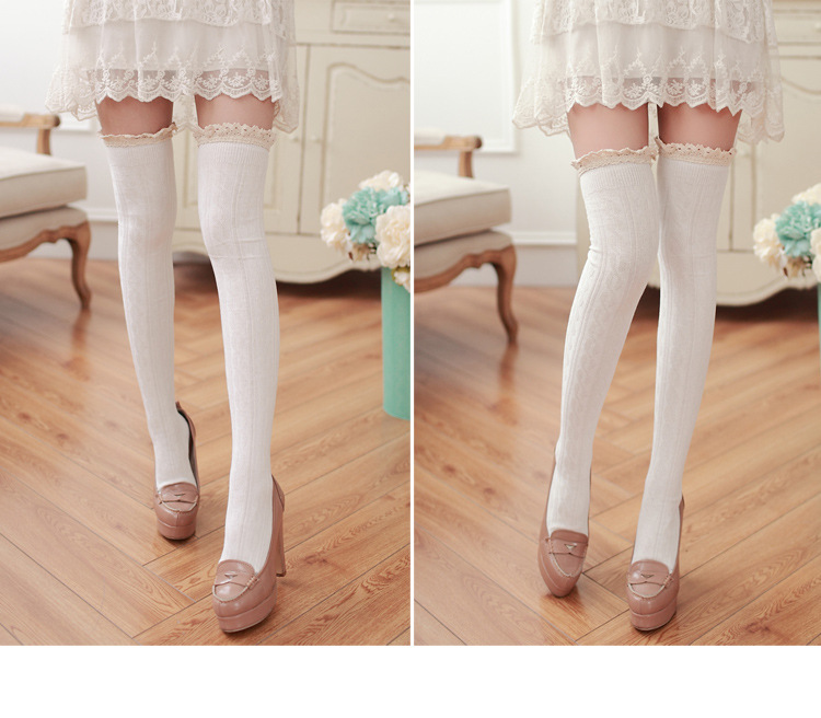 Stylevana - Crochet Lace Trim Patterned Overknee Socks