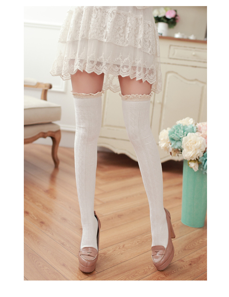 Stylevana - Crochet Lace Trim Patterned Overknee Socks