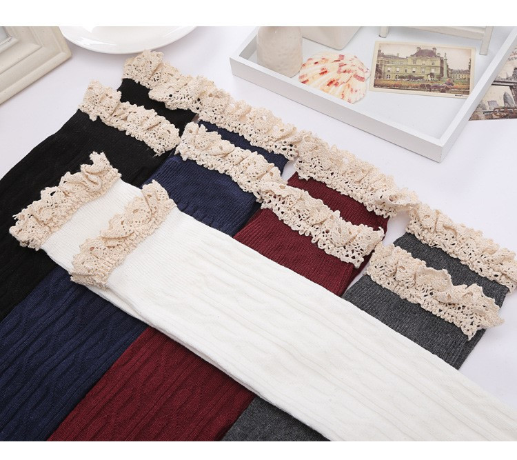 Stylevana - Crochet Lace Trim Patterned Overknee Socks