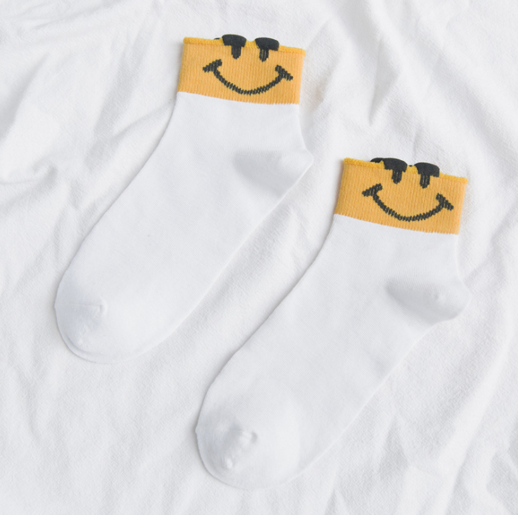 Stylevana - Set of 5: Smile Face Socks
