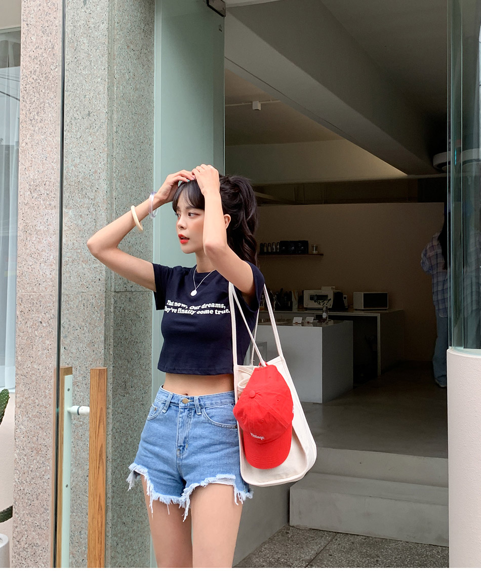 MERONGSHOP - Distressed Fringed-Hem Denim Shorts