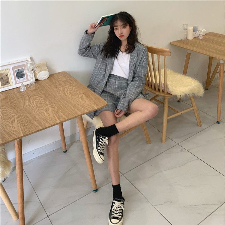 MissLady - Tie-Waist Plaid Shorts