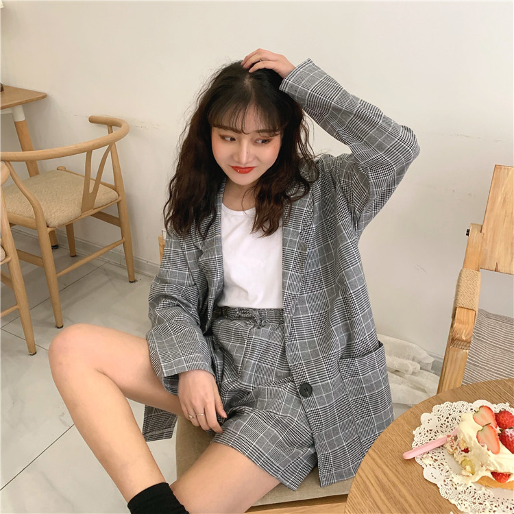MissLady - Tie-Waist Plaid Shorts