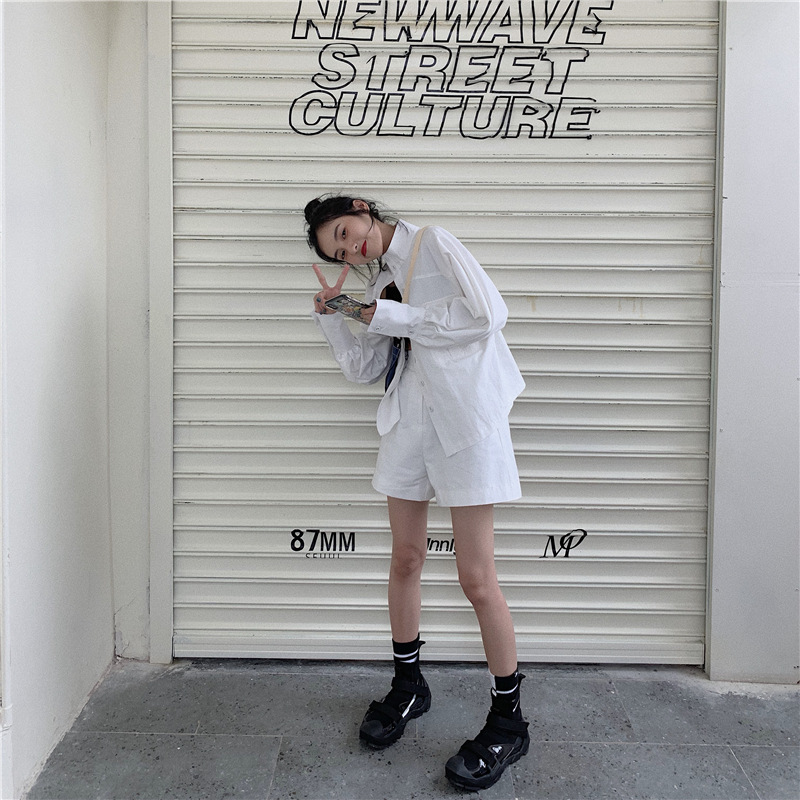 PinkGirl - High-Waist Plain Shorts